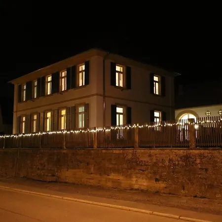 Appartement Altes Pfarrhaus Bargen (Rhein-Neckar)
